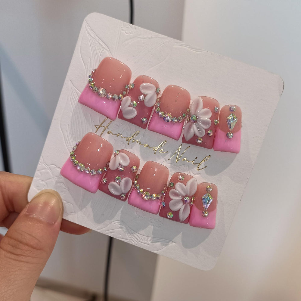 TENPAL nail kit with jelly adhesive and tools for at-home nail application.