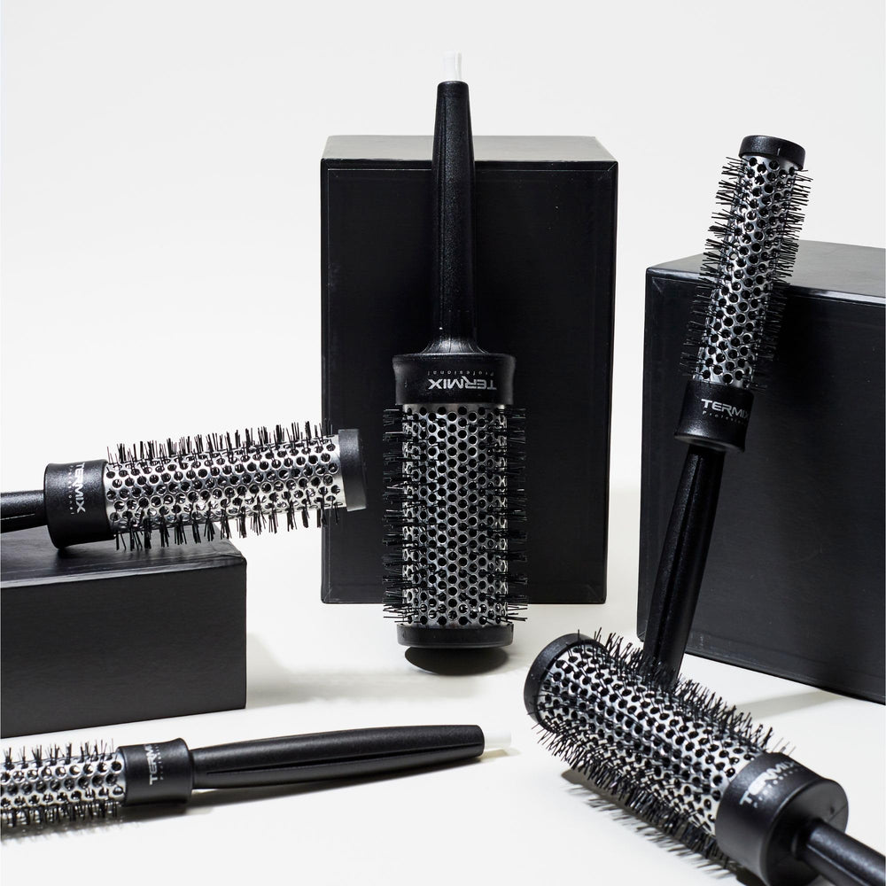 Termix Thermic Brush Kit sectioning pick extended for precise parting