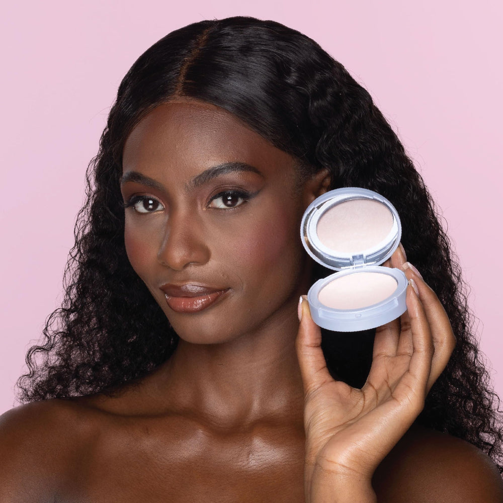 The Beauty Crop PoreFilter shine-control formula provides natural, weightless setting all day