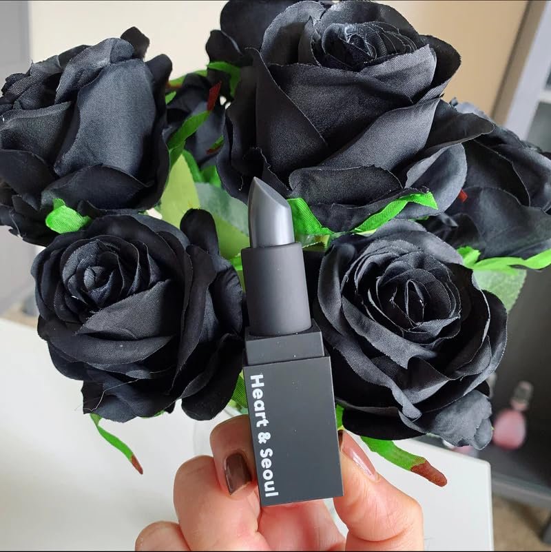 The Beauty Spy Heart and Seoul Lipstick features a cruelty free formula for comfortable daily wear