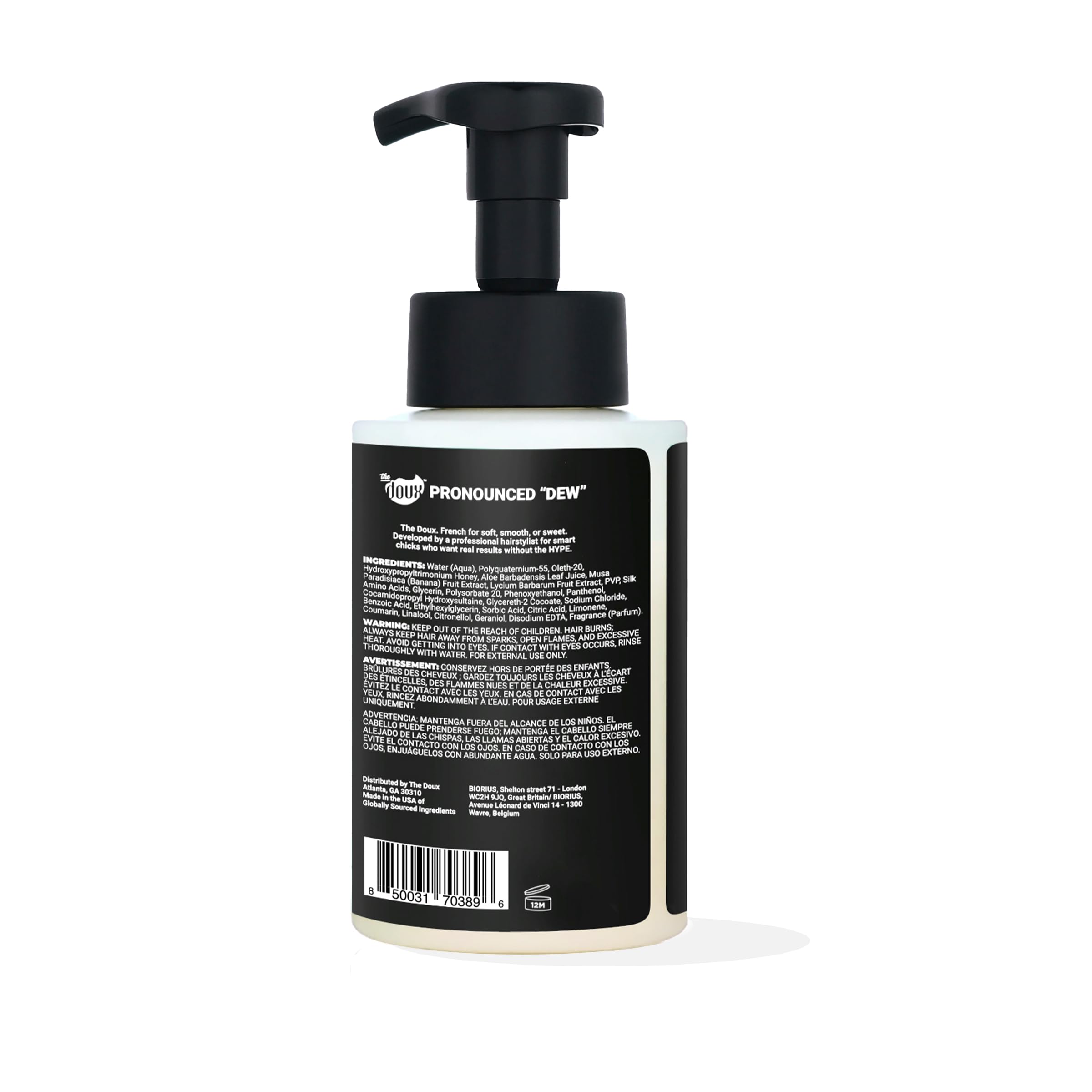 The Doux Chief Rocka Mousse foamy application demonstrates lightweight hold without crunch.