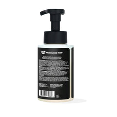 The Doux Chief Rocka Mousse foamy application demonstrates lightweight hold without crunch.