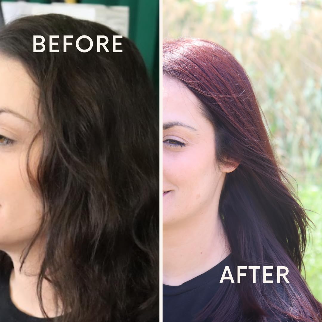 The Henna Guys plant-based dye in raw form ready to mix.
