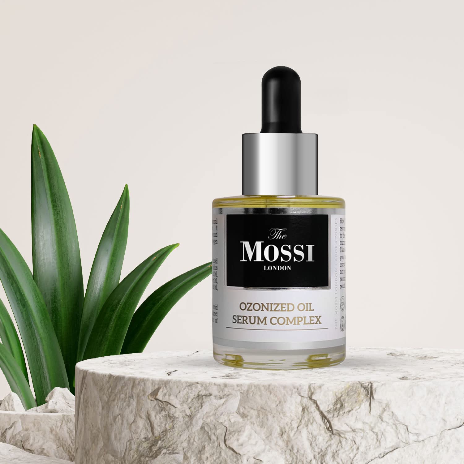 The Mossi London dropper dispensing oil, convenient nightly application.