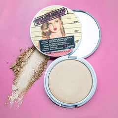 theBalm Mary-Lou Manizer application swirl blends to a soft glow
