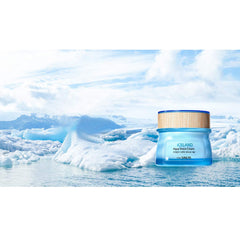 Close-up of texture of THESAEM Iceland Aqua Moist Cream