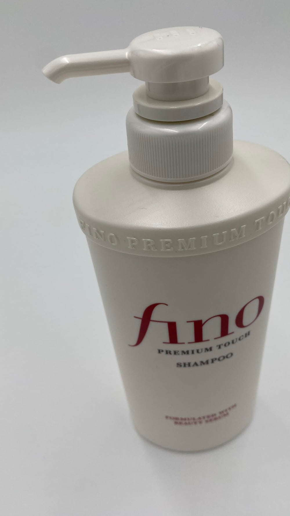 Hair after use appears shiny and silky with JapanFino shampoo.