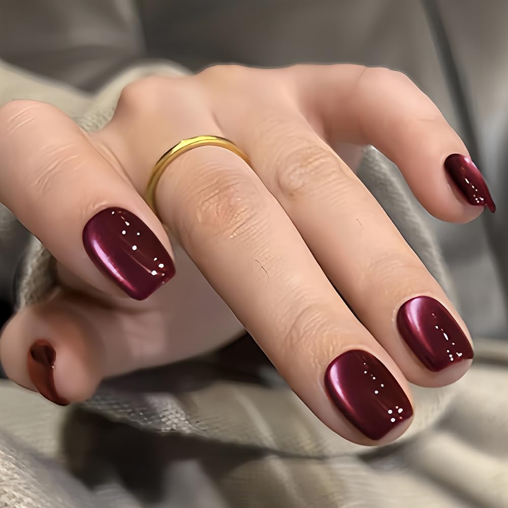 Thuoxde wine red cat-eye nails in square shape for salon-like home manicure