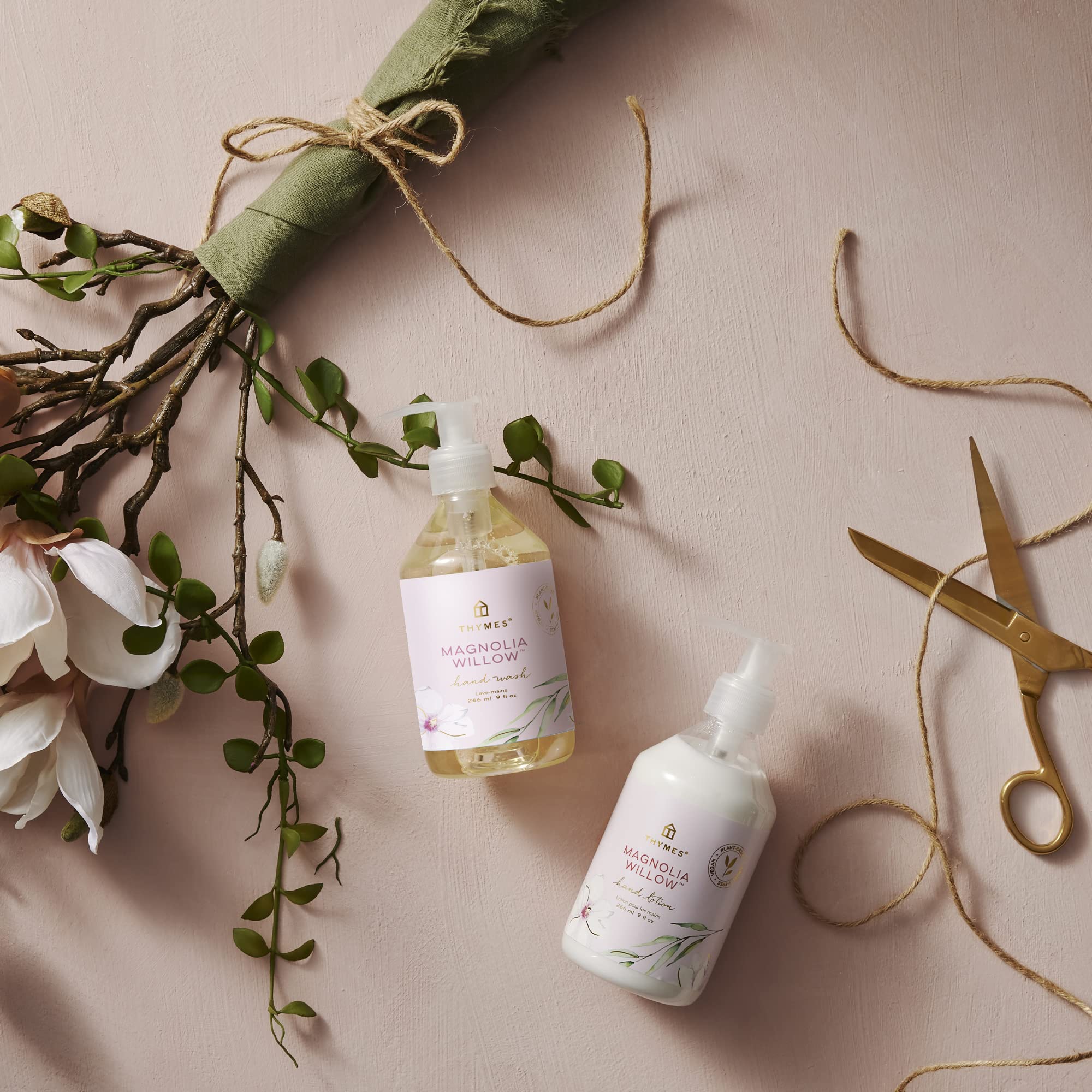 Plant-based formula emphasizes natural ingredients for a nourishing cleanse.