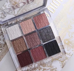 Tilbury Backstage Eye Palette Smoky Essentials front view shows blendable neutrals.
