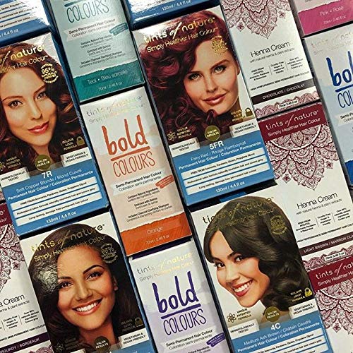 Tints of Nature highlights and balayage with the 3-in-1 lightener kit.