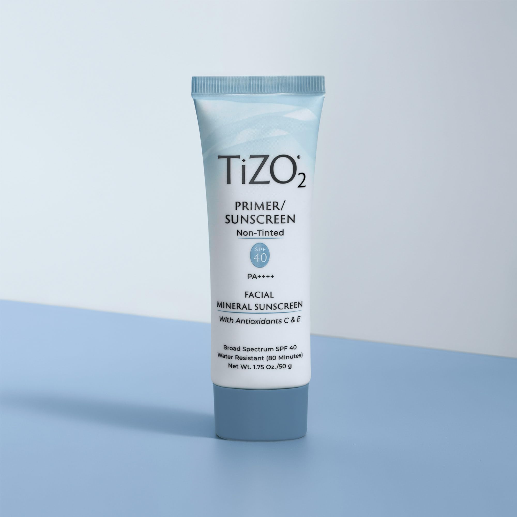TiZO2 water resistance up to 80 minutes for outdoor wear.