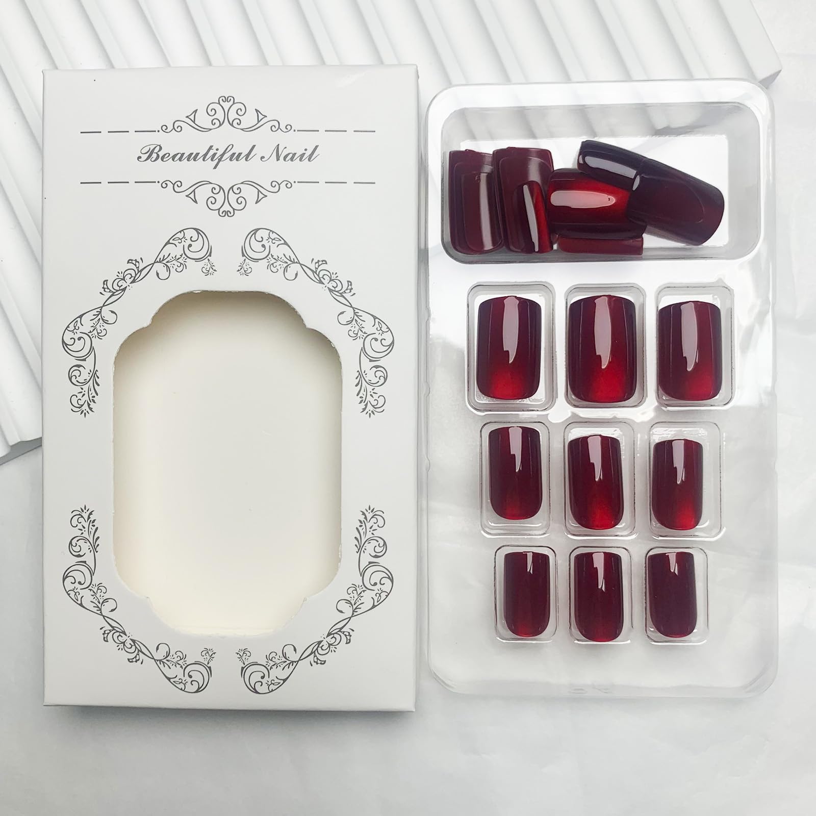 TOGZOM short square nails set perfect for daily wear and events.