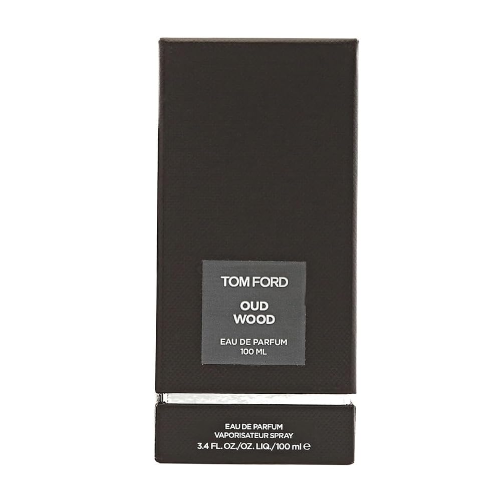 Amber hues of Oud Wood suggest a warm, inviting profile.
