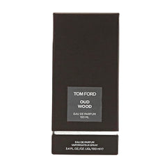 Amber hues of Oud Wood suggest a warm, inviting profile.