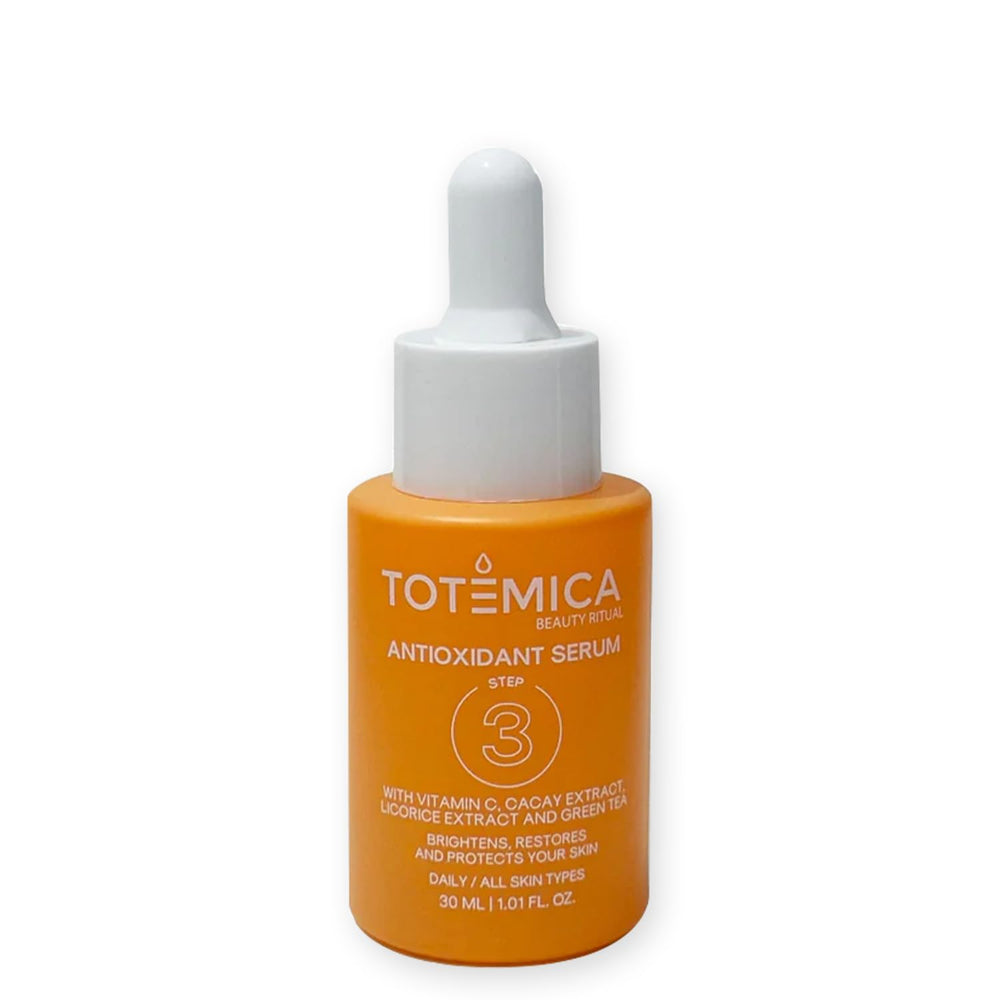 Totemica Vitamin C Serum bottle highlighting brightening and hydration