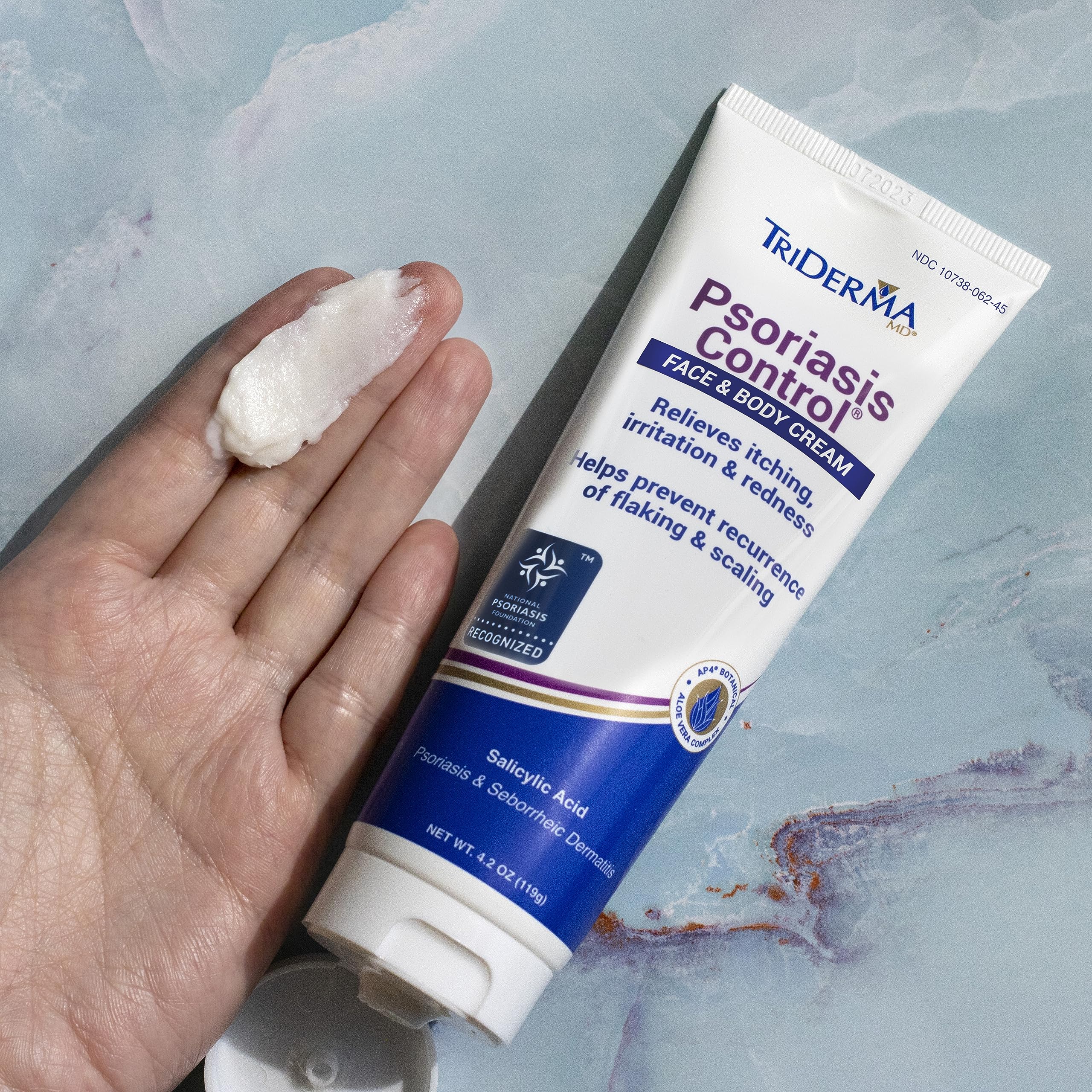 TriDerma psoriasis control ingredients chart highlights salicylic acid and urea.