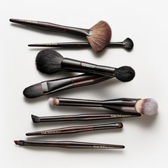 Trish McEvoy Brush 75 easy-clean surface supports quick maintenance