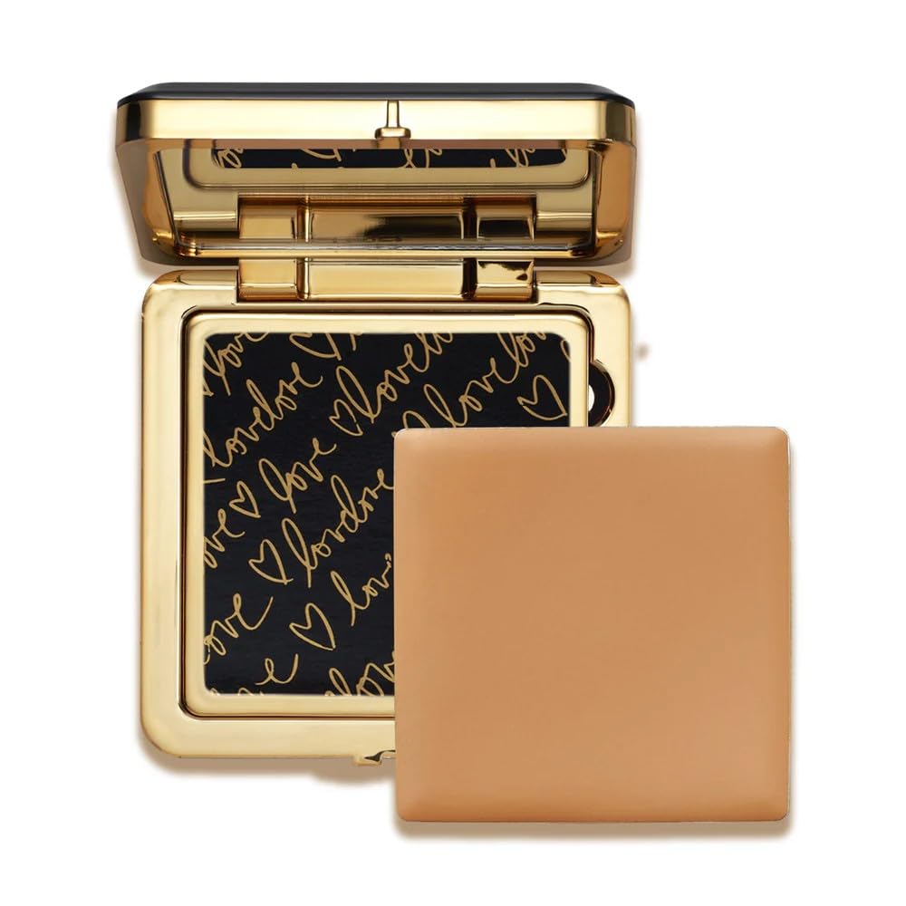 Trish McEvoy Gorgeous Cream Bronzer Refill on cheek demonstrates seamless blend and staying power.