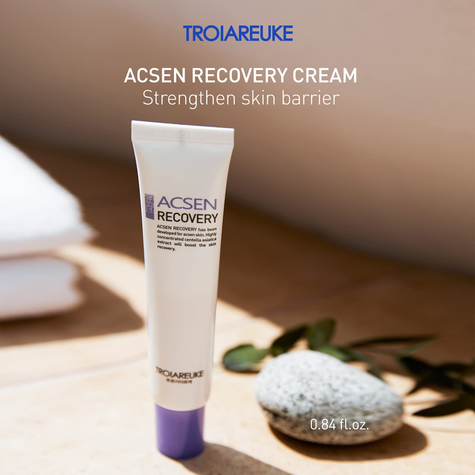 TROIAREUKE ACSEN Recovery Cream swirl shows hydrating texture for daily use.