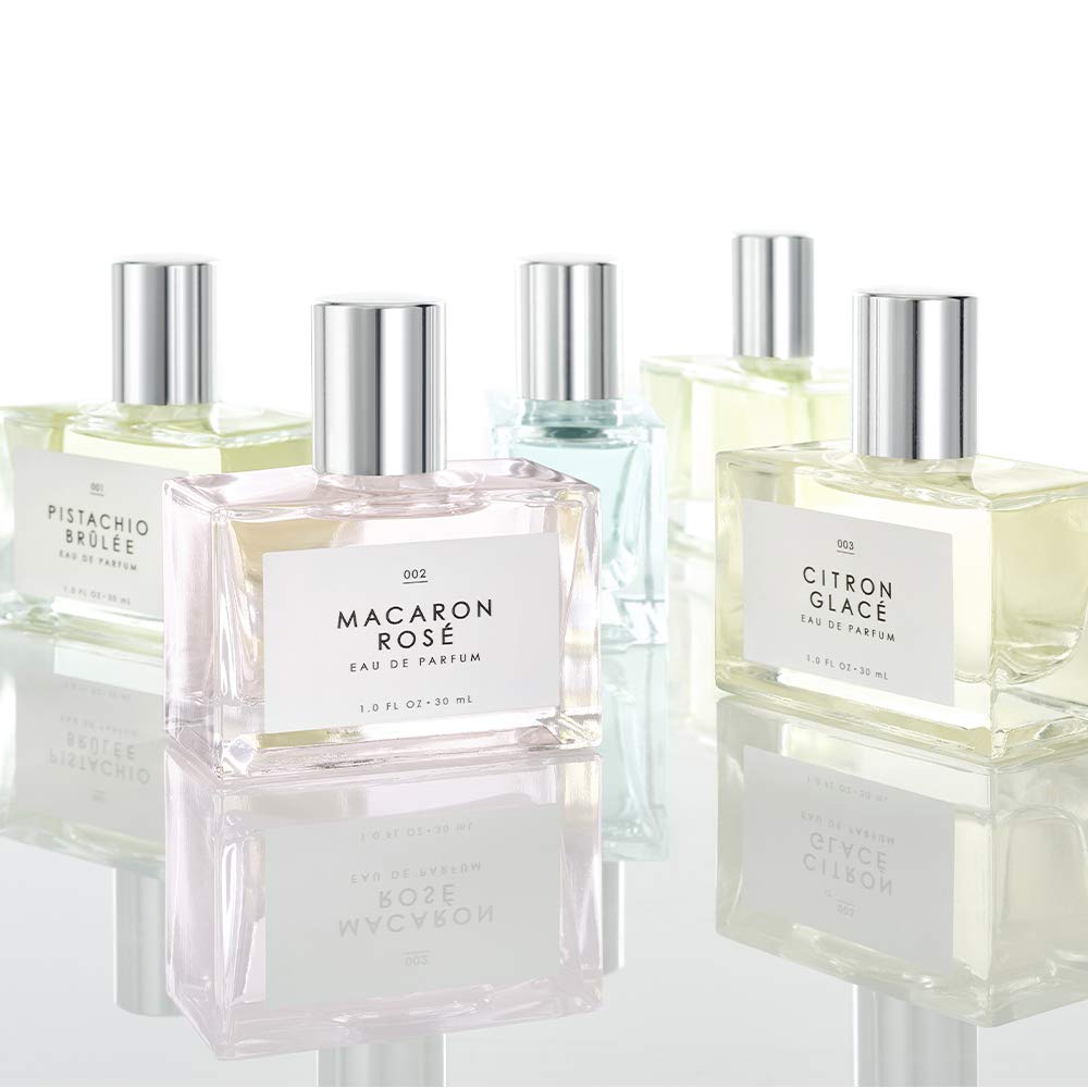 Tru Fragrance Beauty No. 26 Jus du Kiwi sun-drenched woods backdrop.