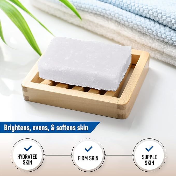 Compact travel case keeps Esponjabon mini sponges organized on trips