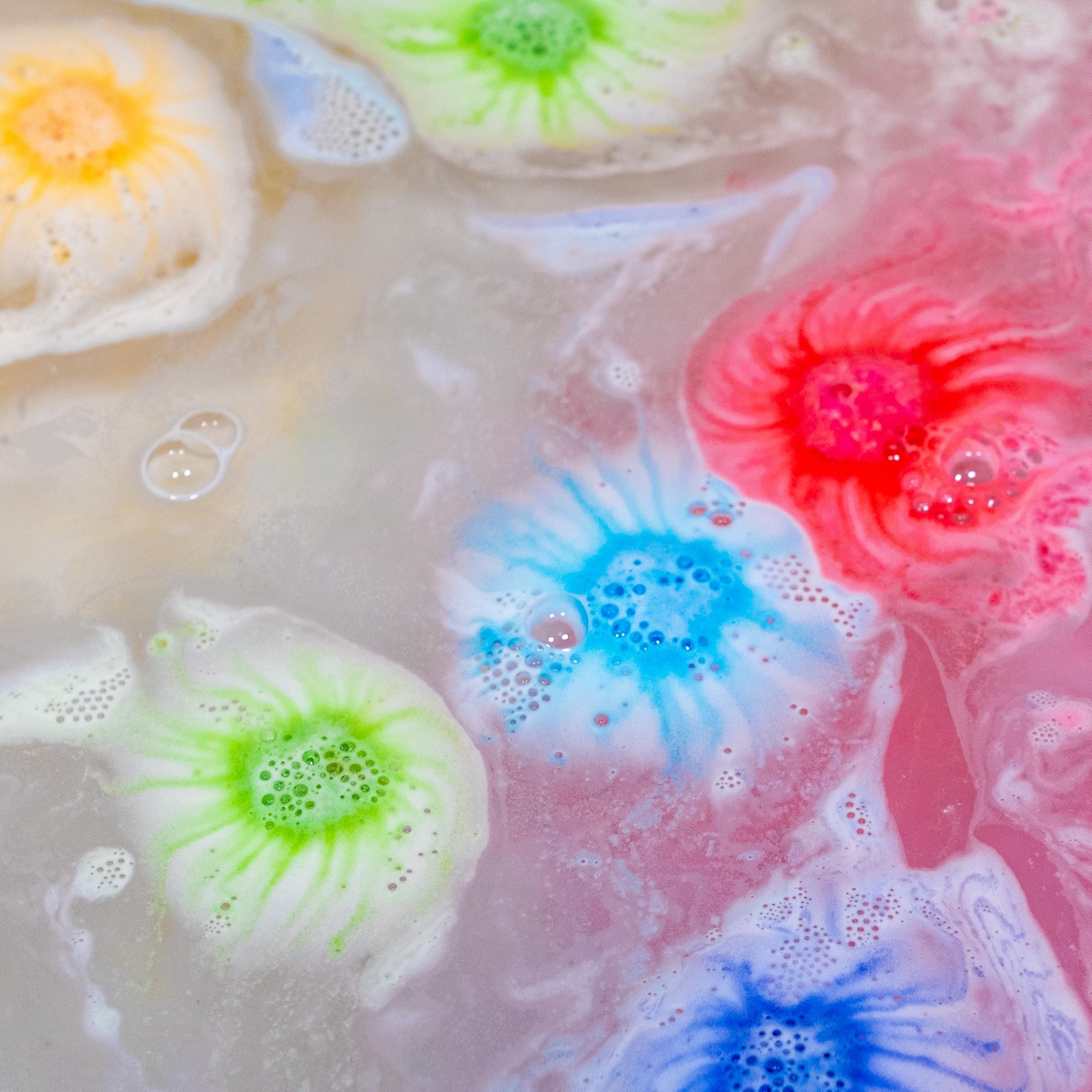 90-count Lil' Bursts pack provides ample color for many baths.