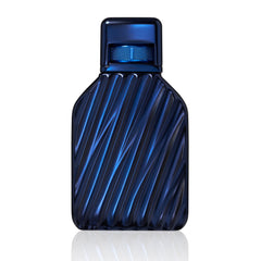 TUMI DUSK mid notes with pepper and sea notes create a balanced allure.