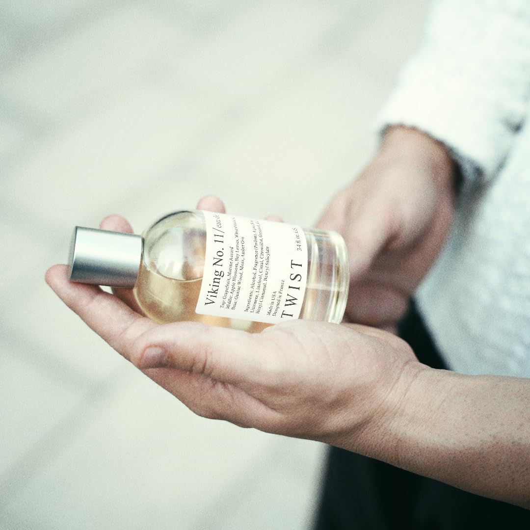 Twist Viking No. 11 label closeup shows vegan formula and clean ingredients