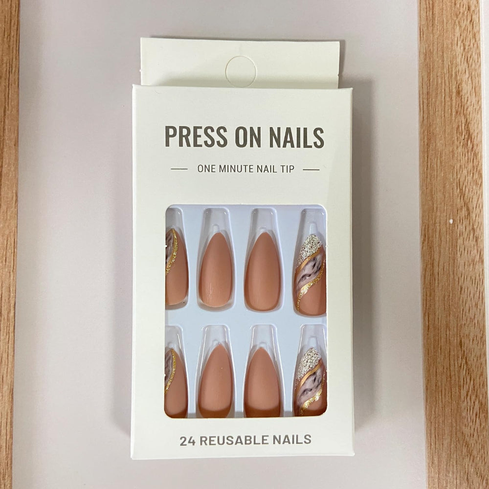 Tyuimhx almond nails set offers 24 pieces in 12 sizes for customizable fit.