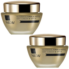 Ultimate Day Cream Set bottle with SPF 20 demonstrates hydration.