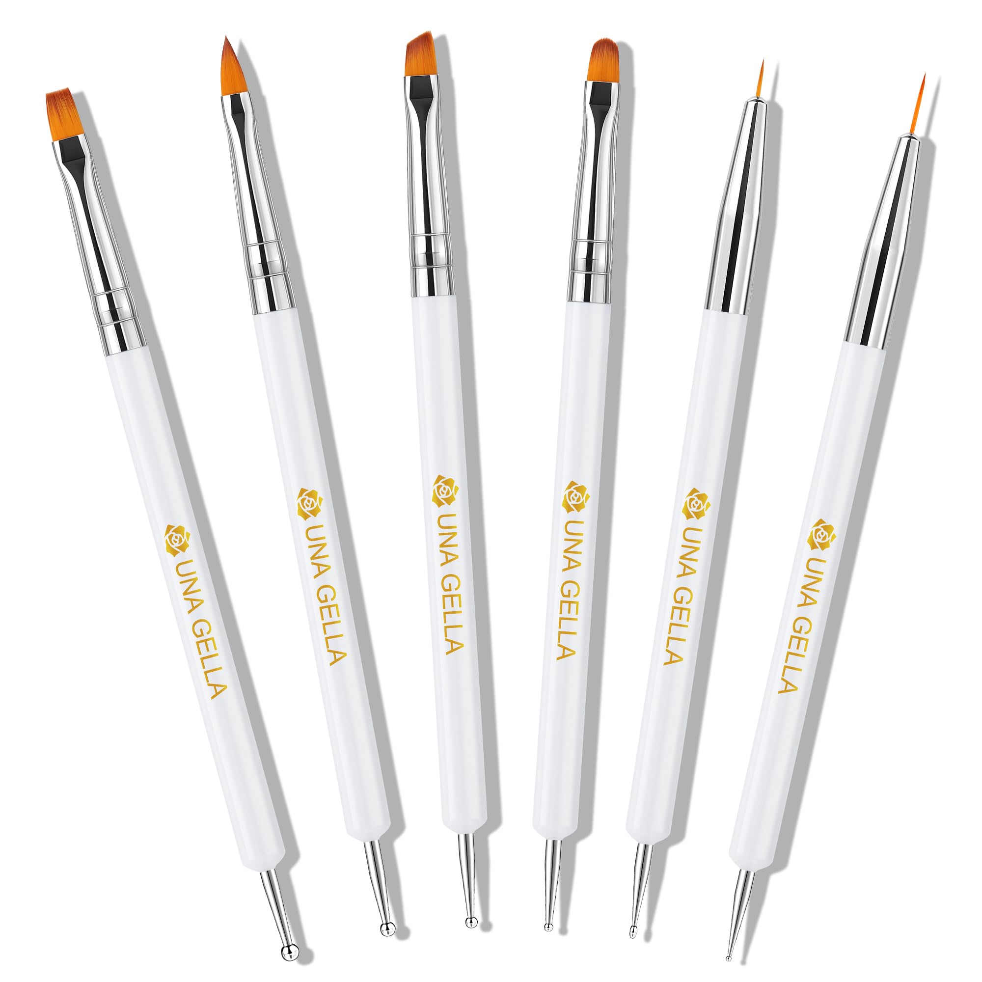 UNA GELLA Nail Art Set flat brush for smooth base coats and gradients.