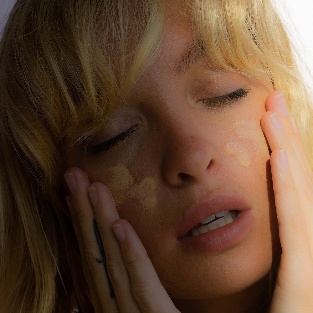 Undefined Beauty R&amp;R Sun Serum protects against blue light and pollution.