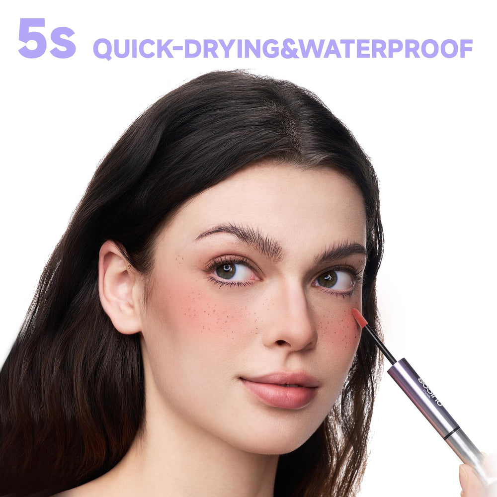 Unicos matched blush blends smoothly across cheeks, lips, and eyes.