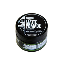 Uppercut Deluxe Matte Pomade Midi texture demonstration for versatile styling options