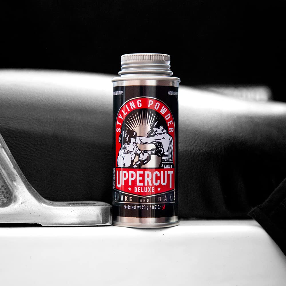 Uppercut Deluxe texture powder hands applying demonstrates quick texture and light hold.