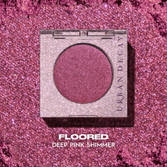 Urban Decay 24/7 Eyeshadow Single finger application gives maximum payoff.