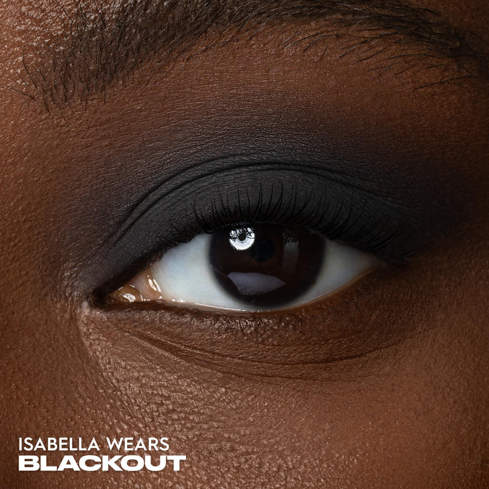 URBAN DECAY 24/7 Blackout swatch highlights velvety matte texture and crease-free wear