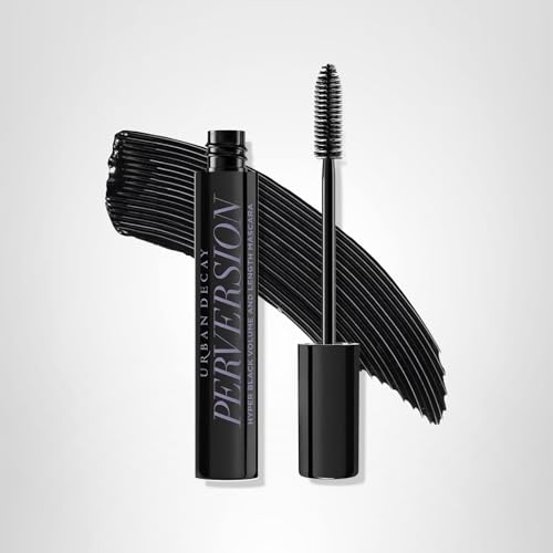Urban Decay Perversion Volumizing Mascara finished look with separated lashes