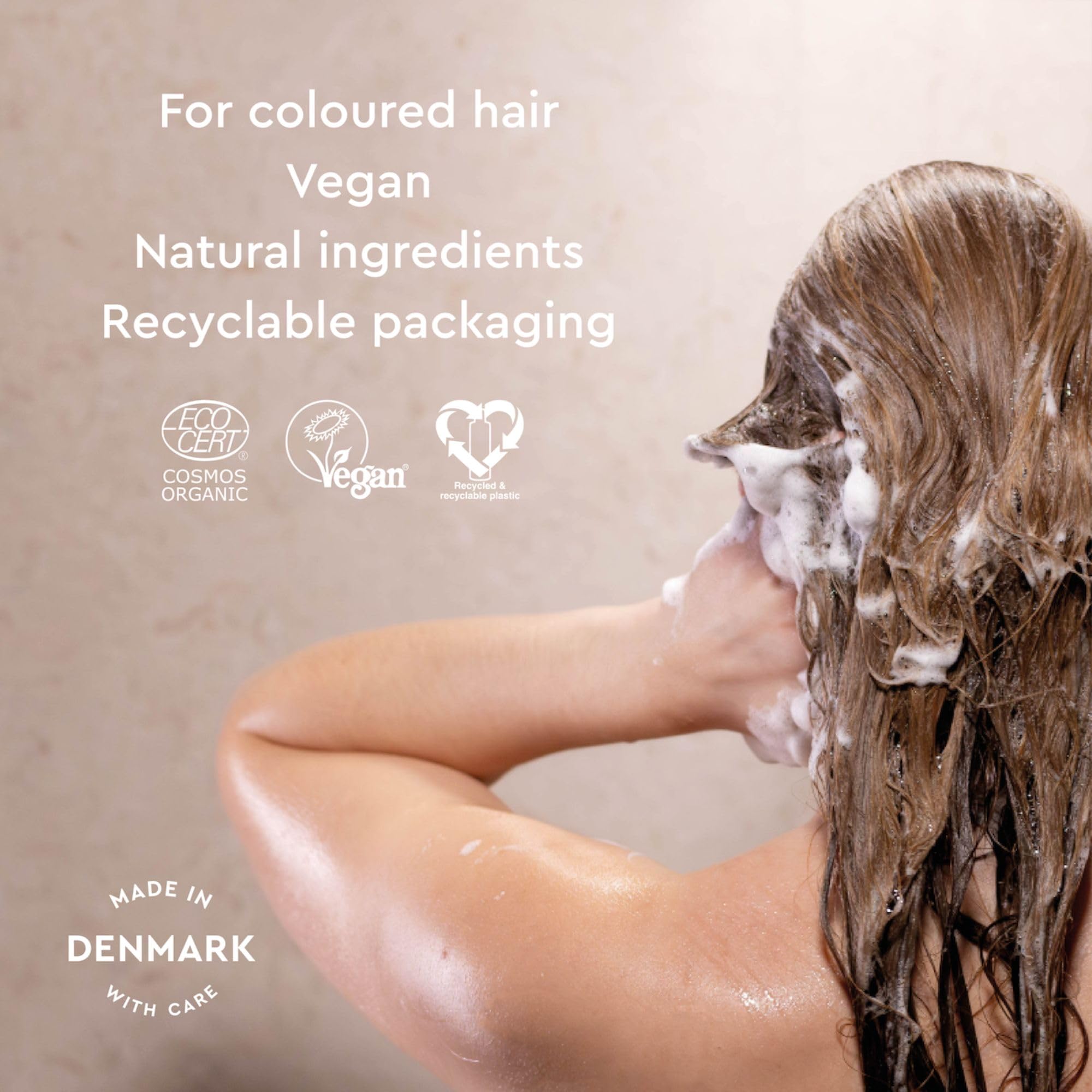 Urtekram Aloe Vera and Blue Sea Kale ingredients image indicate hydrating nourishment for hair.
