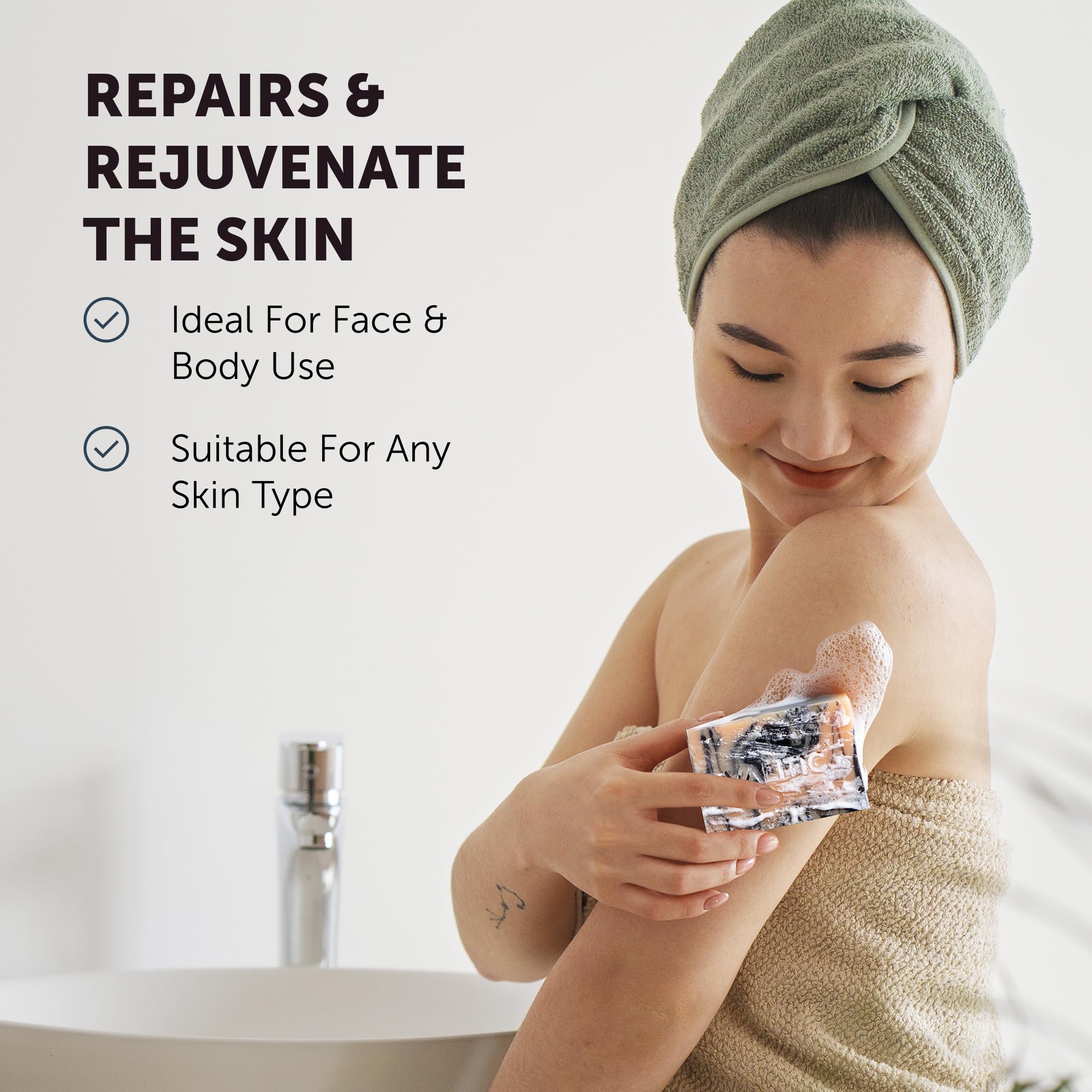 VALITIC soap with hyaluronic acid and retinol for hydration and smoothing.
