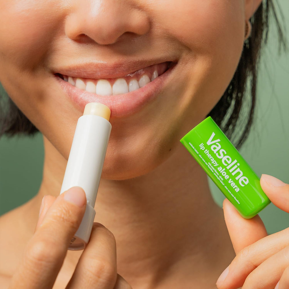 Vaseline Baume à lèvres Aloe Fresh – soin quotidien qui adoucit les lèvres tout au long de la journée.