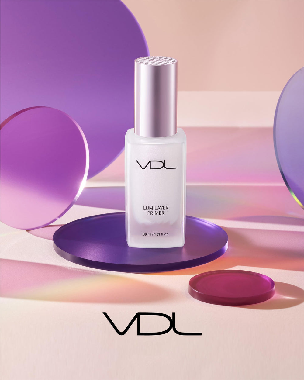 VDL Lumilayer Primer mix with foundation for dewy, radiant finish