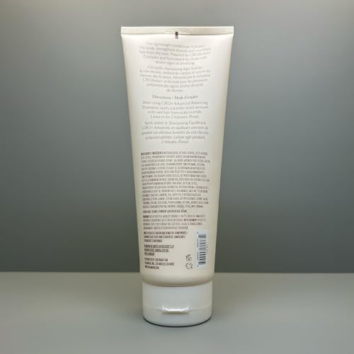 Hydrated scalp detail after GRO+ Advanced Balancing Conditioner use.