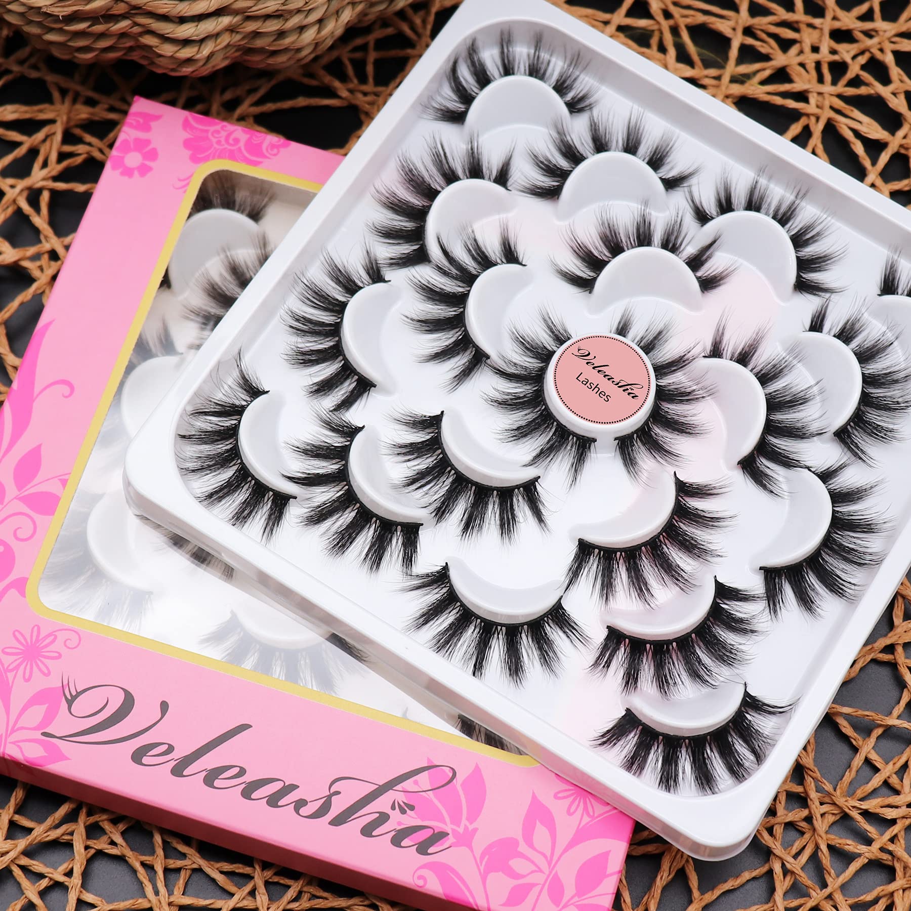 Veleasha Lashes popular choice for studio makeup artistry and shoots.