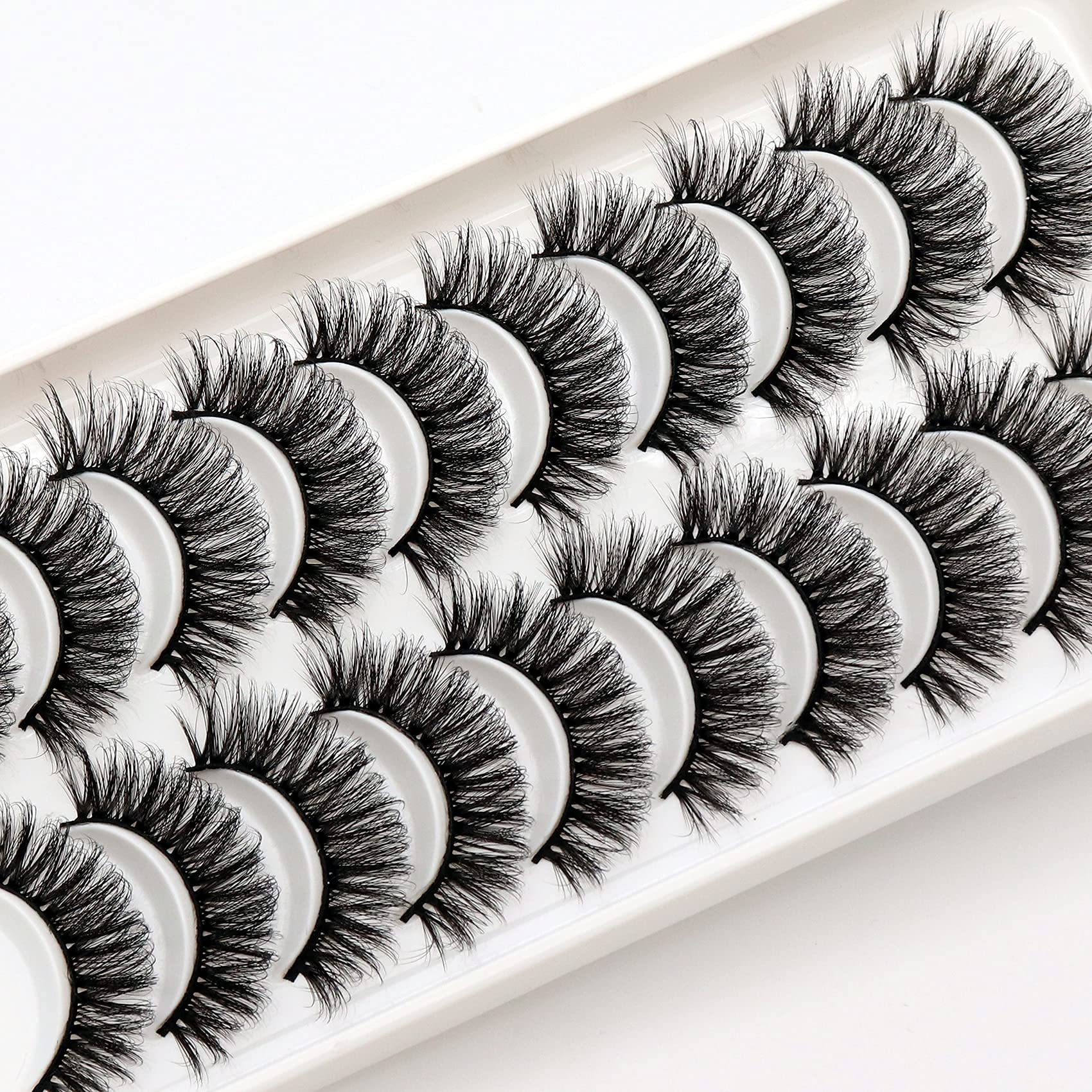 Veleasha Lashes seamless lash band for comfortable wear