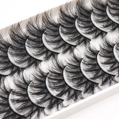 Veleasha soft band fake eyelashes provide comfortable wear and easy application.