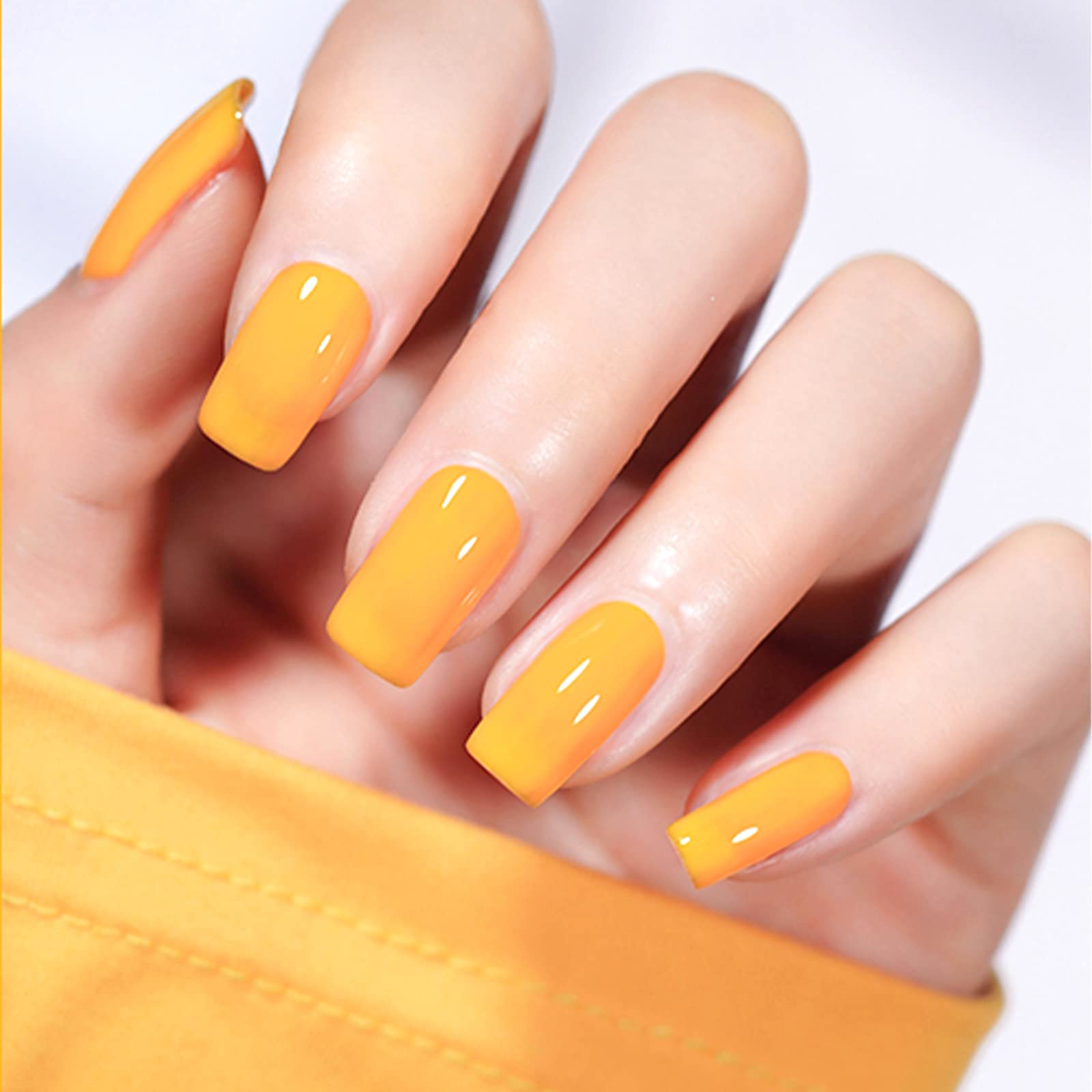 VENALISA brush application close-up highlights easy, even at-home manicure