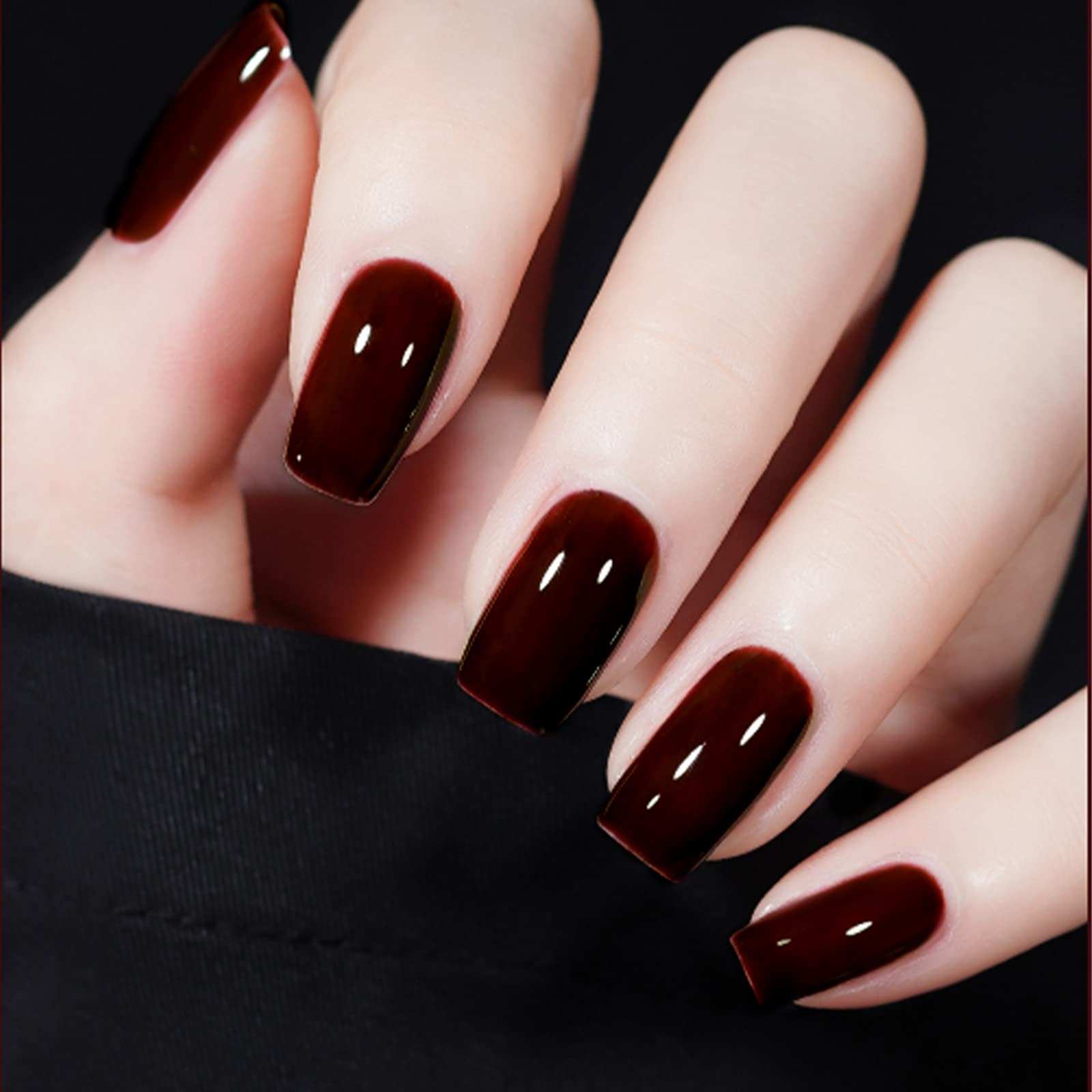 VENALISA gel polish brush applying smooth burgundy color