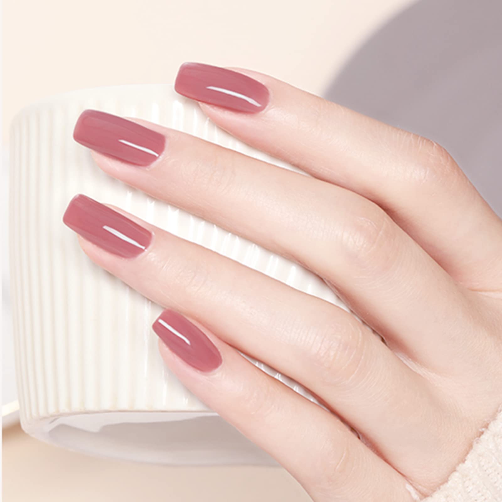 VENALISA thicker brush close-up enables smooth, even color application
